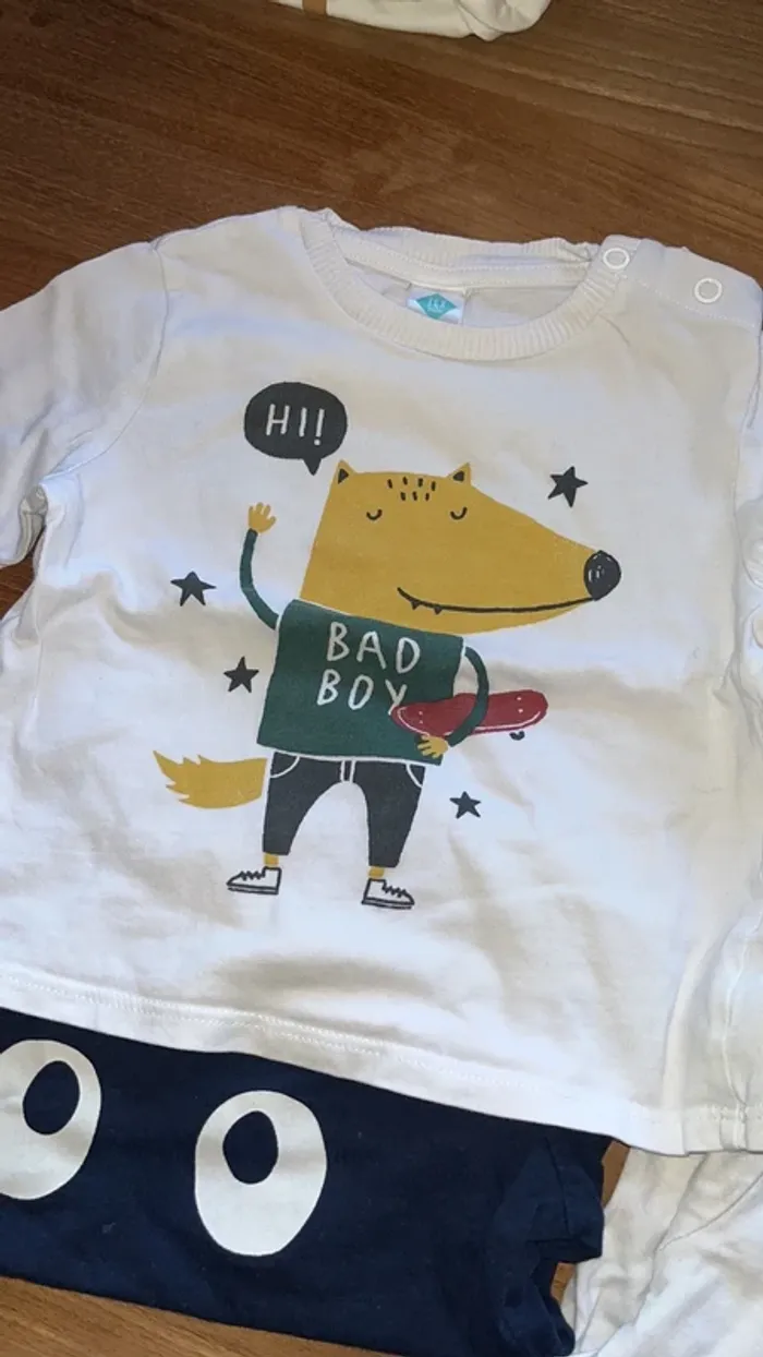 Lot tee-shirts manche longue 18 mois - photo numéro 4