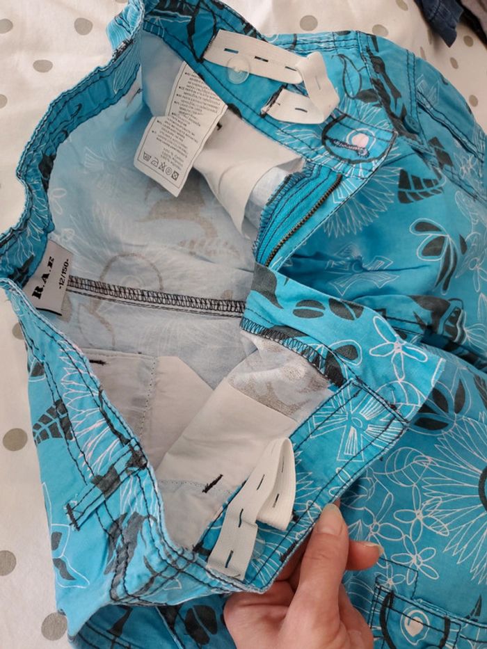 Short 12 ans neuf R.A.E - photo numéro 6