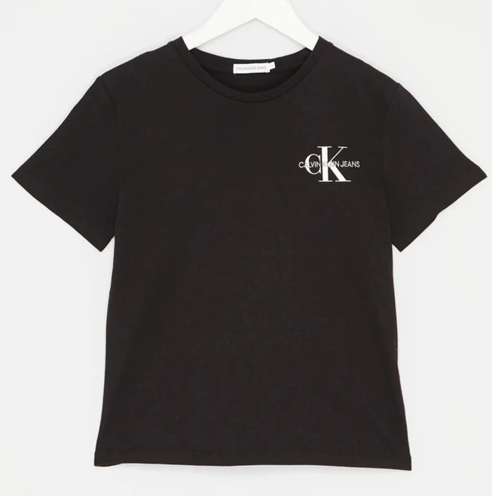 Tee shirt Calvin Klein taille 12 ans neuf avec étiquette - photo numéro 8