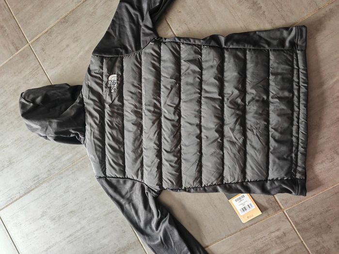 Veste à capuche noir the north face taille s neuve - photo numéro 8