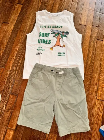 T-shirt Zara et short Monoprix 12 ans