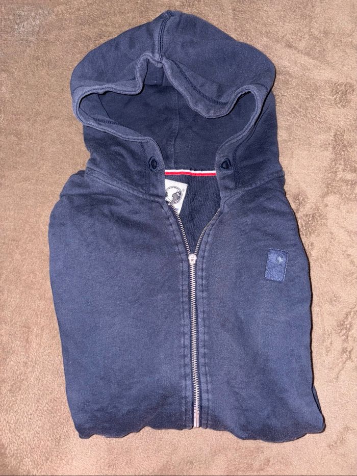 Veste garçon Hero Seven taille 14 ans en bon état