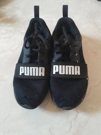 Baskets légère Puma taille 34