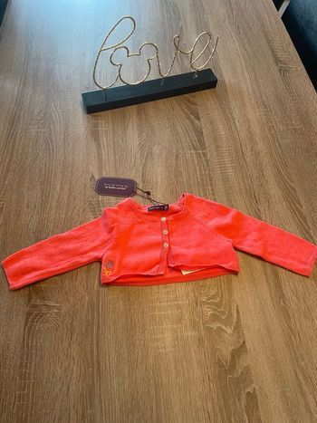 Très jolie gilet orange sergent major neuf avec étiquette taille 12 mois