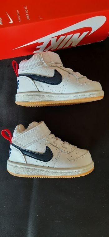 Basket Nike taille 18,5 