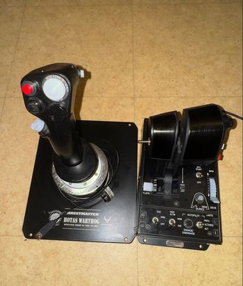 Thrustmaster Hotas Warthog
