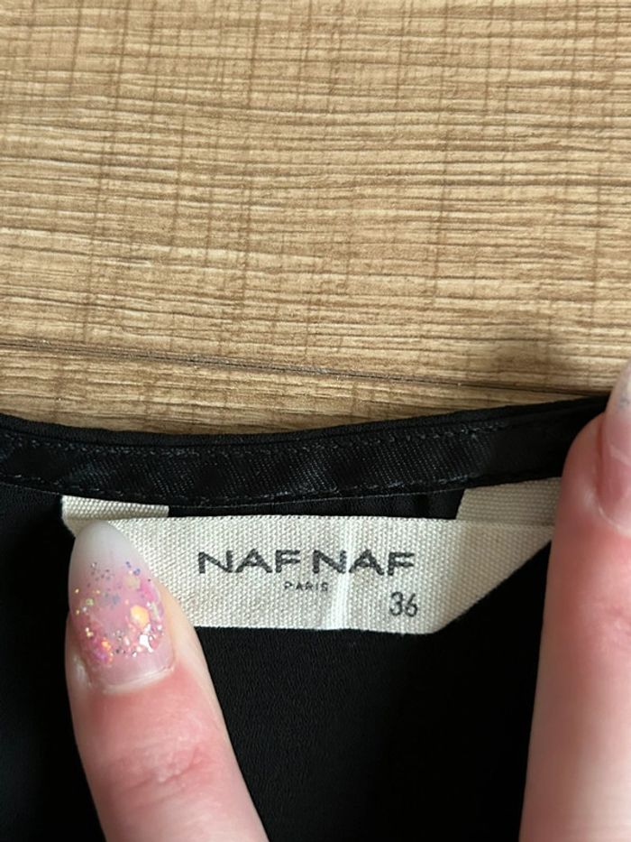 Blouse noire et dorée sans manches Naf Naf taille 36 jamais portée - photo numéro 14