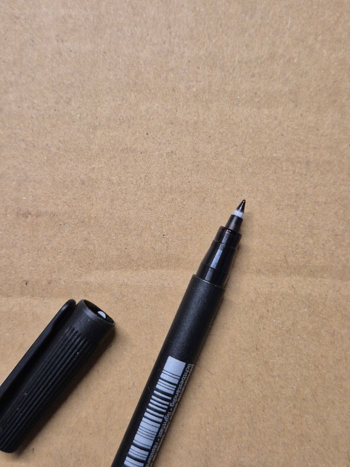 Boite  10 feutres Staedtler F - photo numéro 4