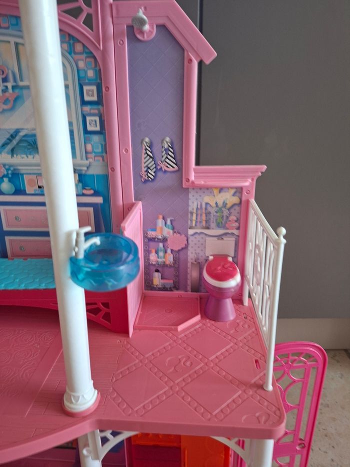 Maison de barbie - photo numéro 2
