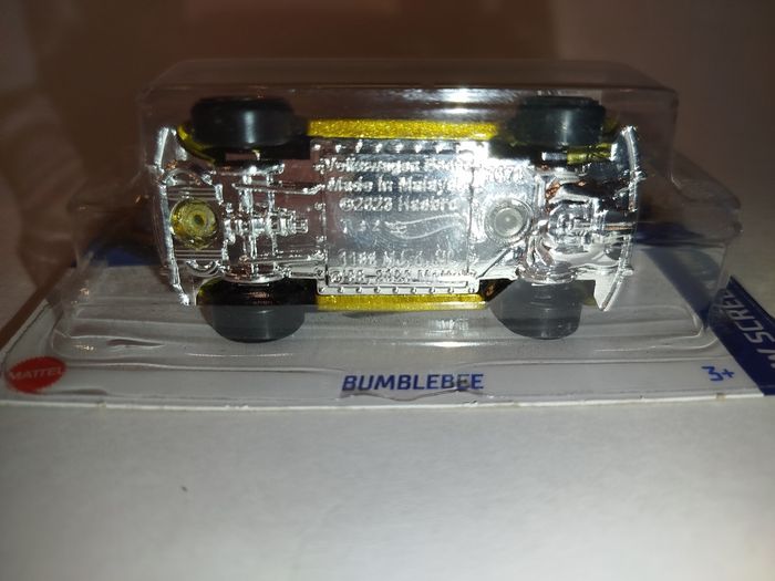 Hot Wheels Bumblebee Transformers 2024 - photo numéro 3