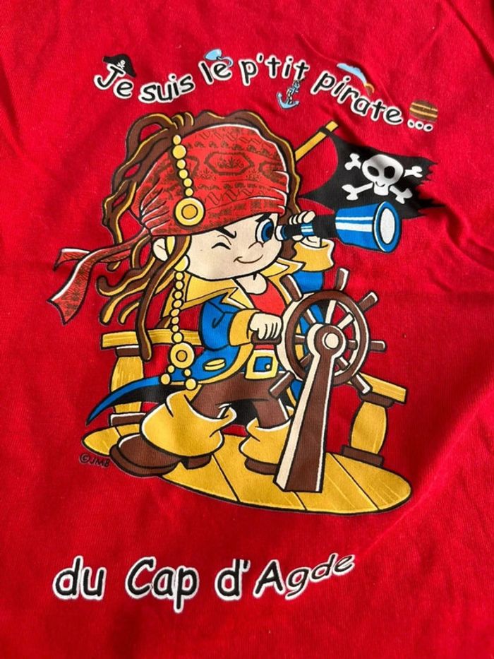 T shirt rouge pirate taille 5-6 ans - photo numéro 4
