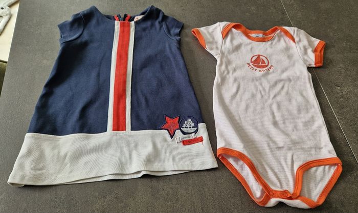 1 robe 1 bodie 3 ans tbe