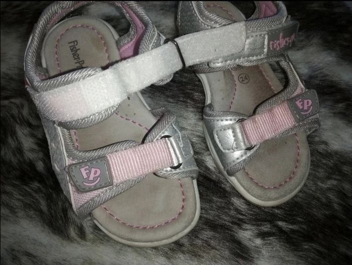 Lot de chaussures sandale et nu pieds. - photo numéro 5