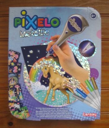 Pixelo Metallic