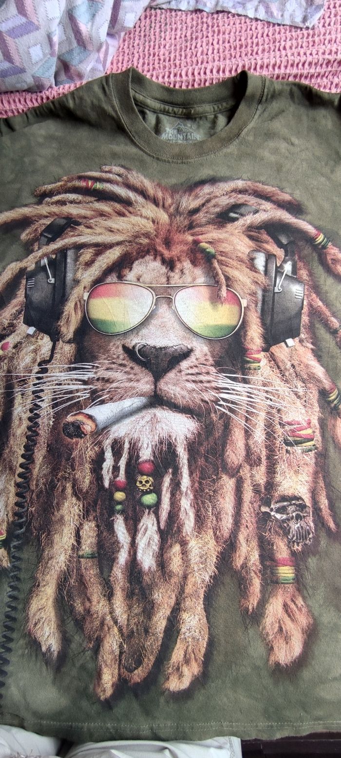 T-shirt The Mountain, Lion en Rasta - photo numéro 5