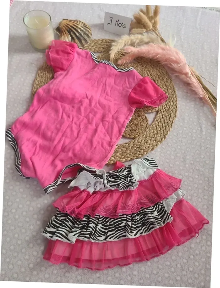 Body et jupe 9 mois - photo numéro 2