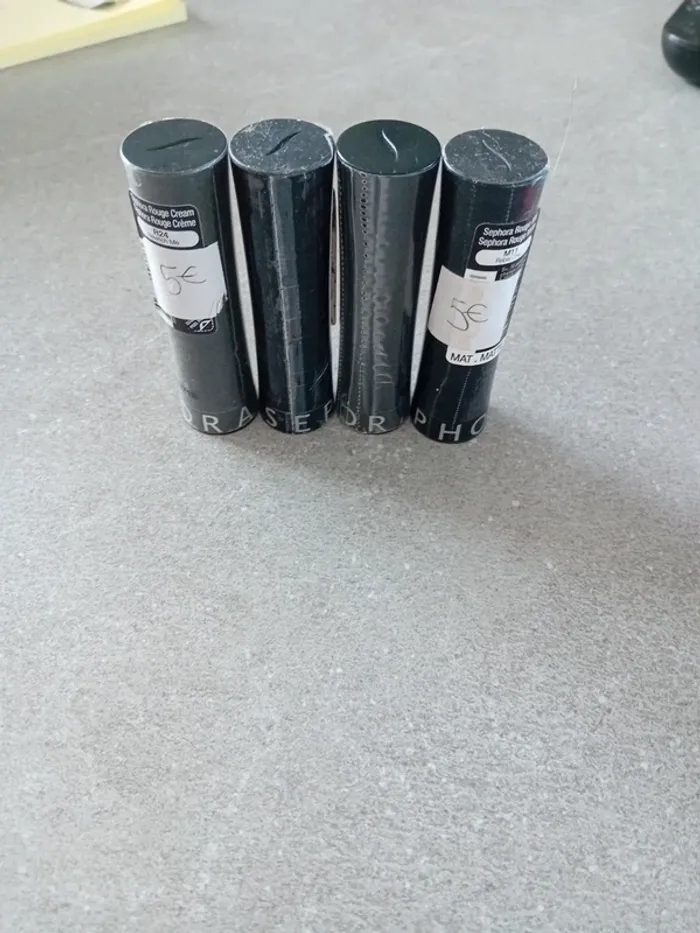 Lot de 4 rouge 15 euros à lèvre Sephora Neuf ou 5 euros à l unité - photo numéro 4