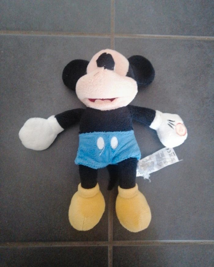 Peluche mickey Disney environ 20 cm - photo numéro 2