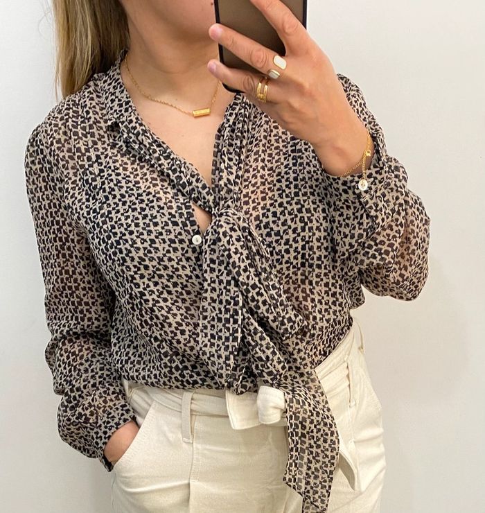 Chemise imprimée transparente