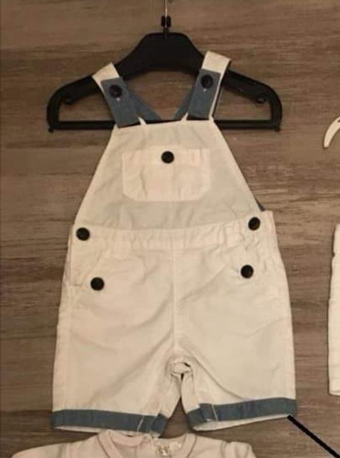 Salopette short 9 mois neuf