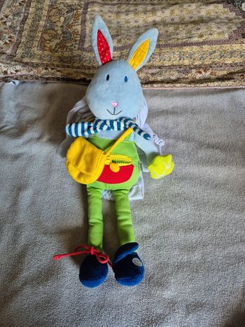 Lapin sensoriel multi-activités Oxybul