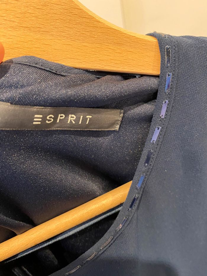 Robe esprit 38 marine portée une fois - photo numéro 3