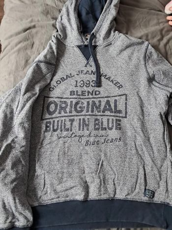 Pull à capuche