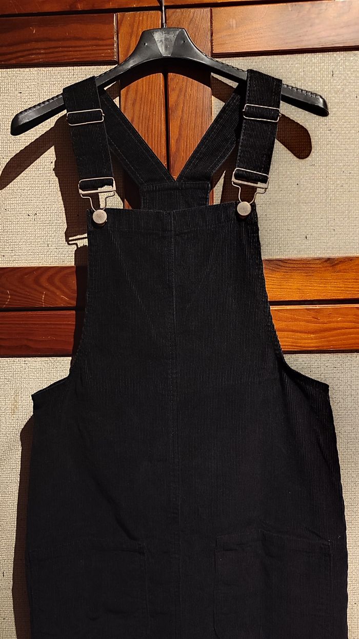 Robe chasuble noire velours taille 34 - photo numéro 2