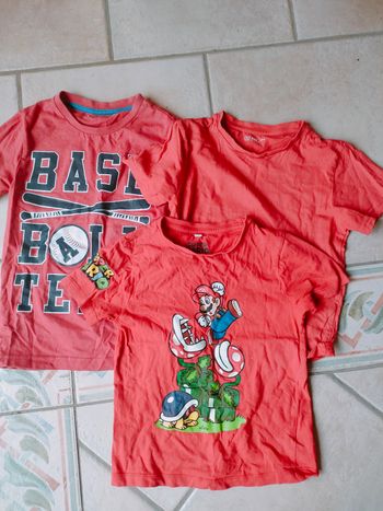 Lot taille 6 ans de 3 Tee shirt Nintendo Mario et Gemo