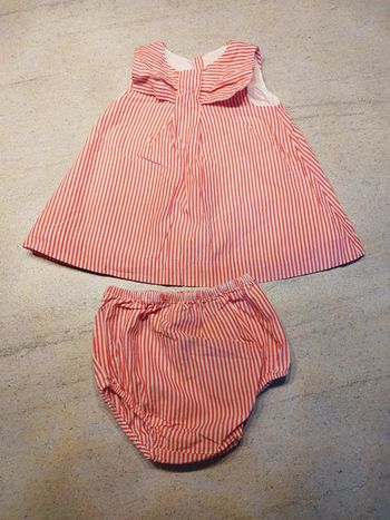 Robe sans manches et culotte