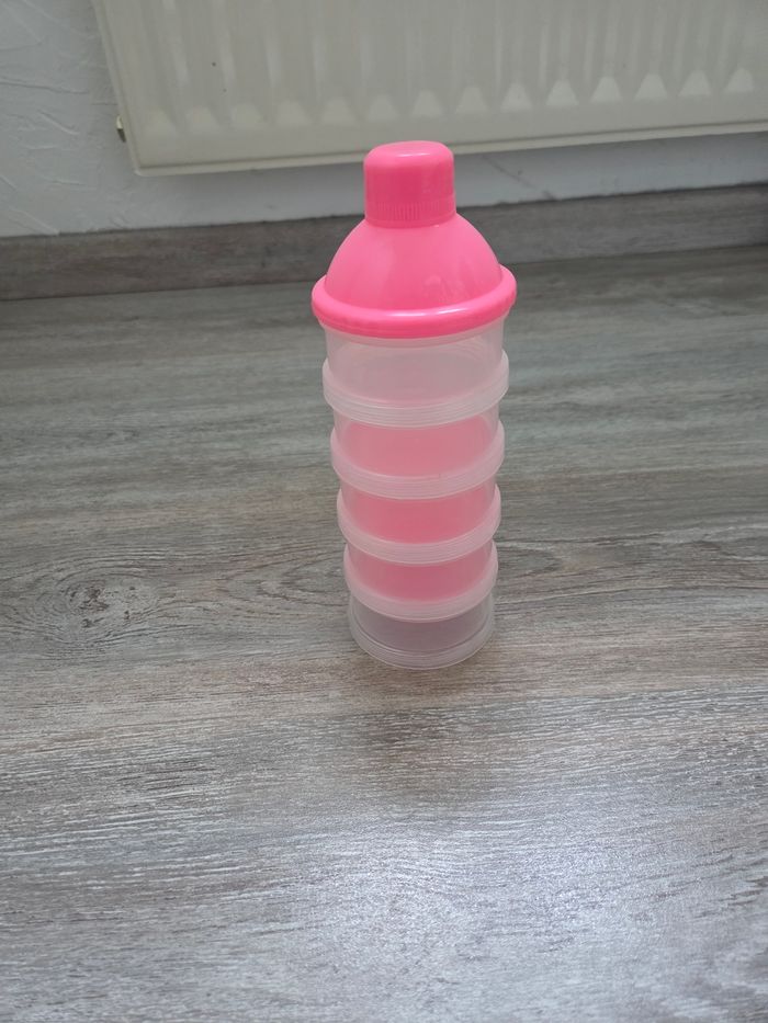 Boite doseuse lait bébé