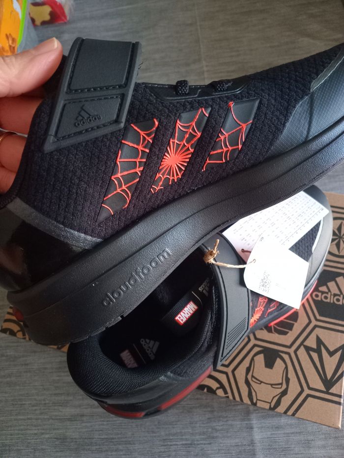 Basket marvel p38 adidas neuf - photo numéro 8