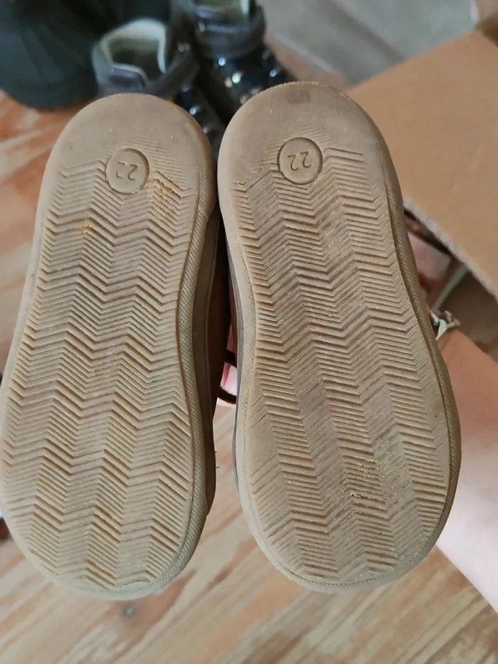 Lot chaussures garçon - photo numéro 5