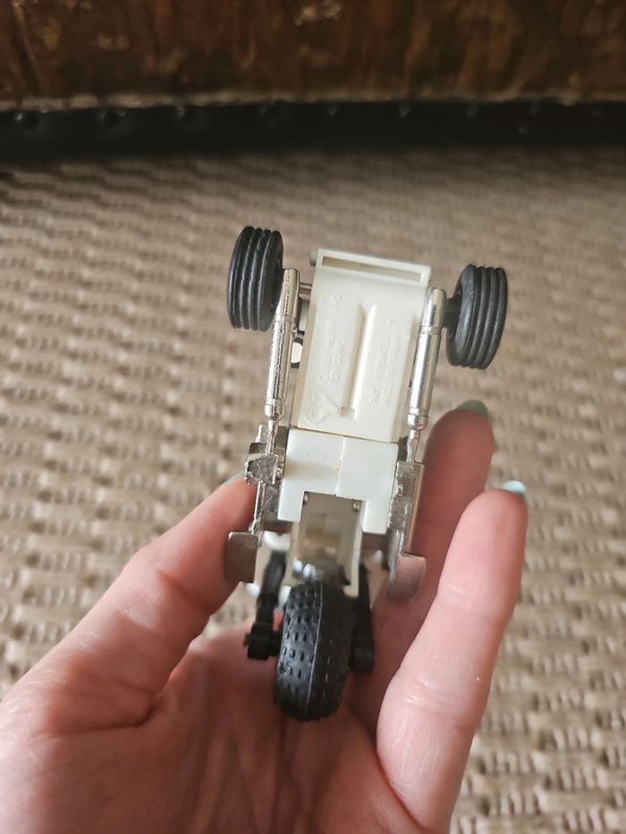 Robot transformable dashbot vintage - photo numéro 10