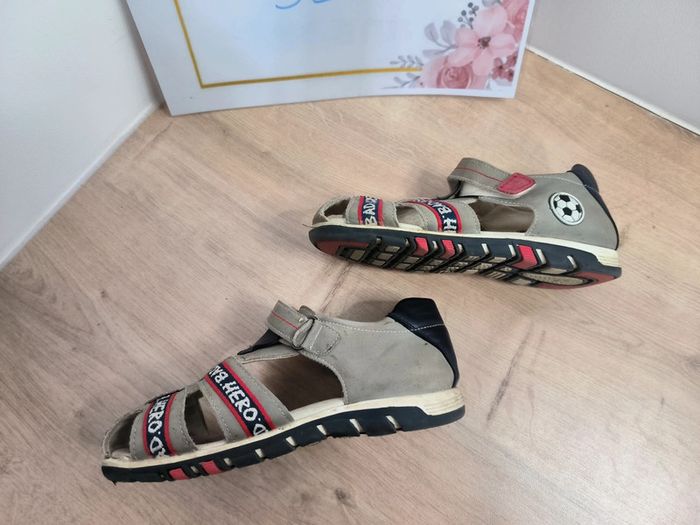 Chaussure ouverte T32 - photo numéro 3