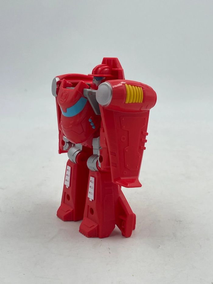 Figurine Transformers 2 en 1 Rescue Bots Academy Heatwave le robot pompier Hasbro 15 cm - photo numéro 4