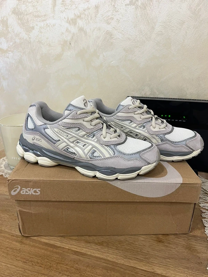 Asics GEL-NYC Gris 38