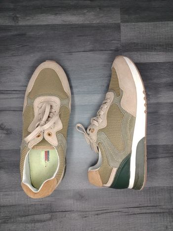 Paire de chaussures tommy hifliger 41 bon état