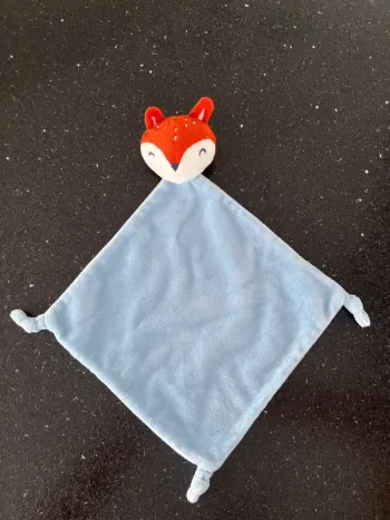 Doudou, renard, mes petits cailloux