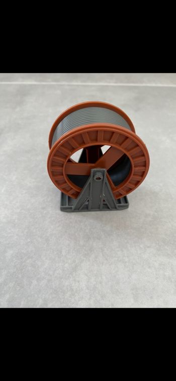 Jouet touret bobine de câble