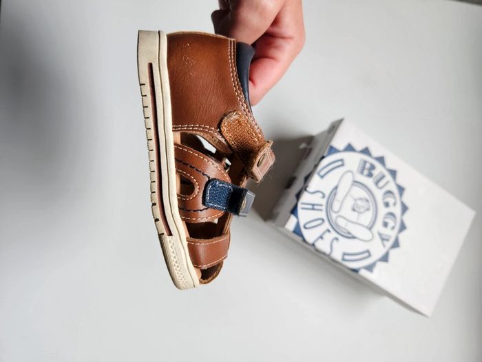 Chaussures ouvertes taille 23 - photo numéro 6