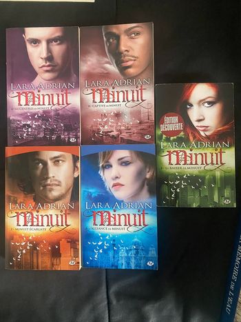 Lot Livres Saga Minuit