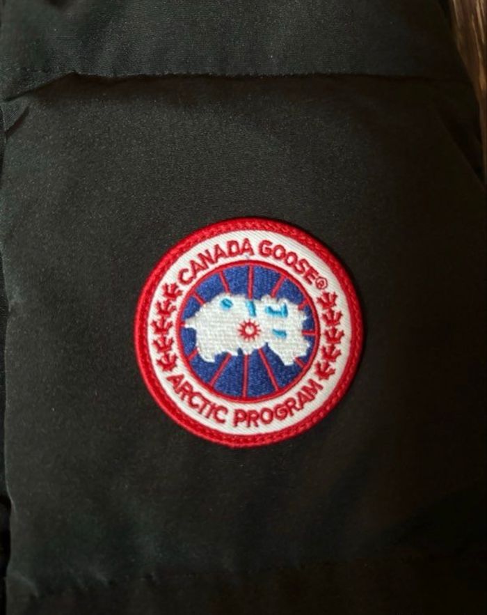 Doudoune sans manche Canada Goose - photo numéro 2