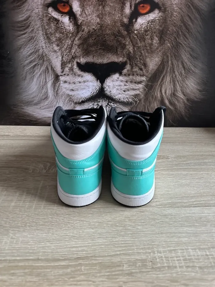 Basket Nike air Jordan 1 mid - photo numéro 5
