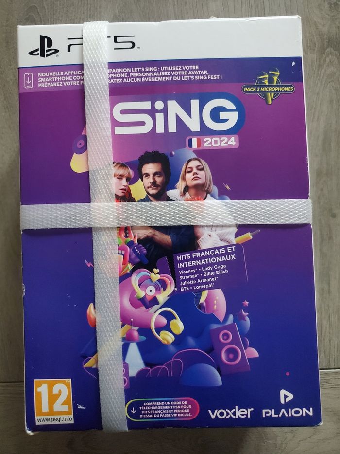 Let's Sing 2024 sur PS5 avec 2 Micros Neuf.