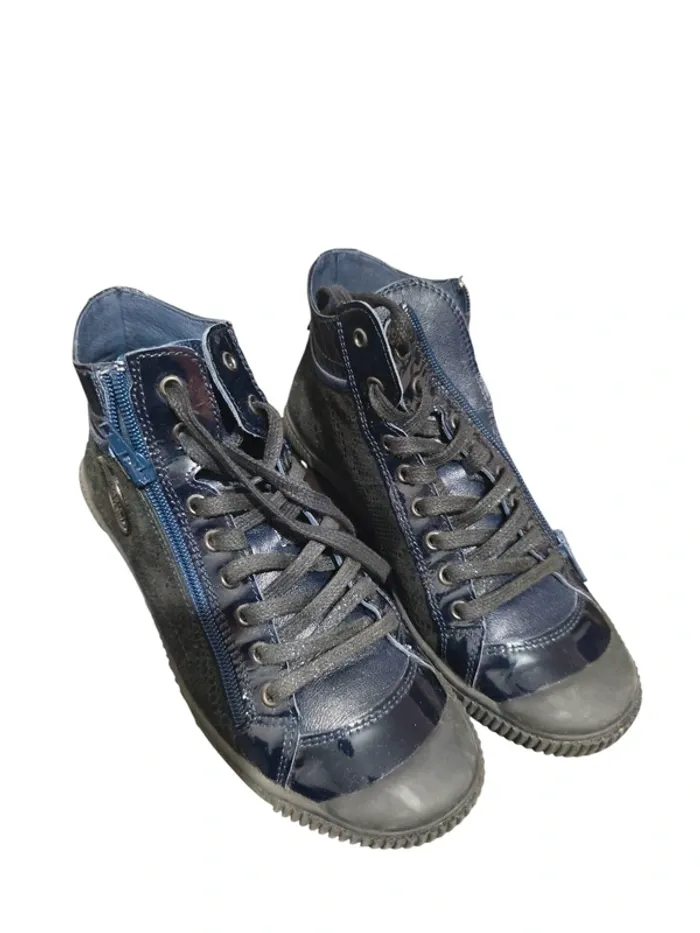 Baskets montantes pataugas en cuir vernis bleu marine - T.36