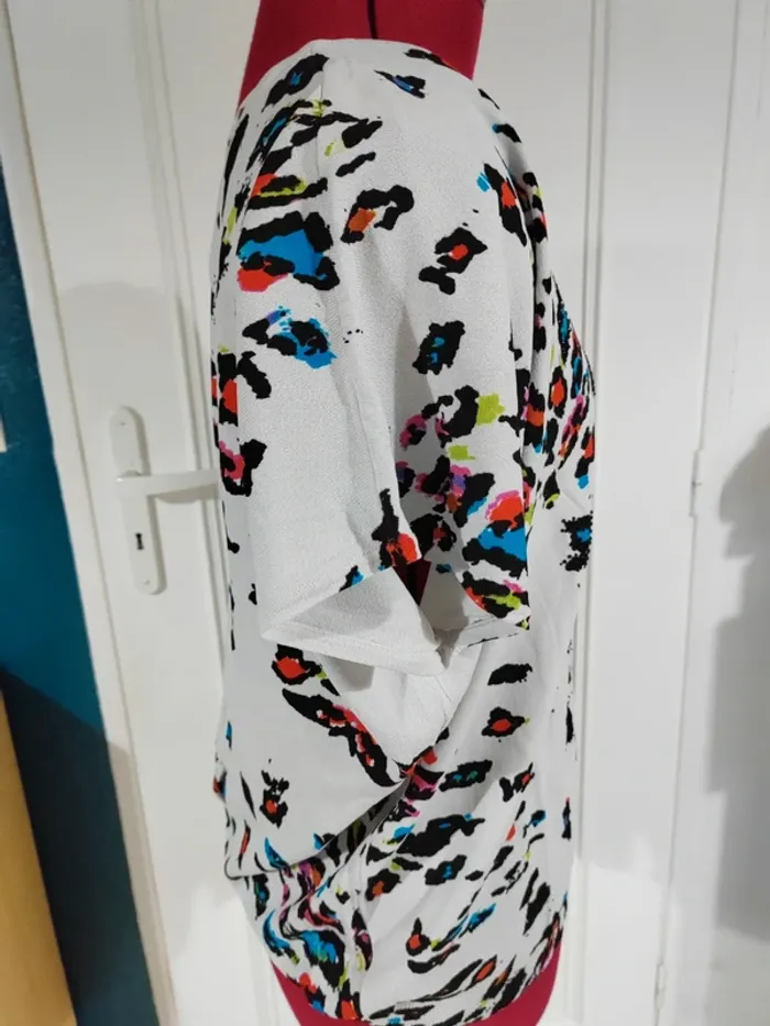 Top manches courtes - photo numéro 2