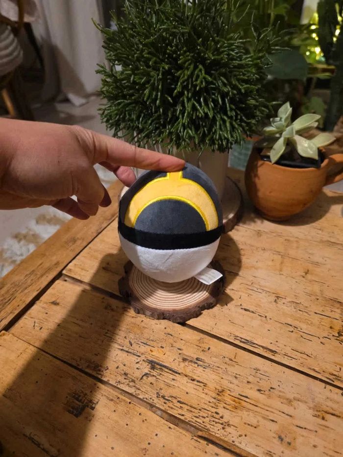 🎱 Peluche Hyperball Pokémon Standard – 12 cm – Fun & collector – Neuve - photo numéro 2