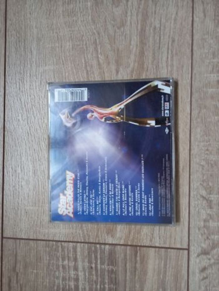 CD Album Star  Académy  "Fait sa boum" - photo numéro 2