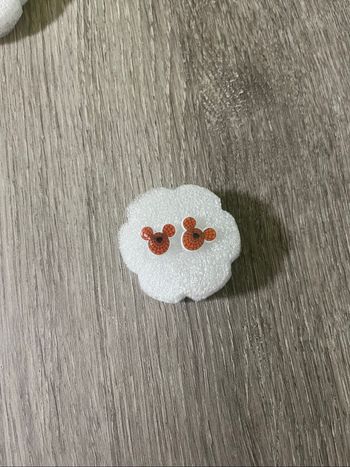 Boucles d’oreilles neuves